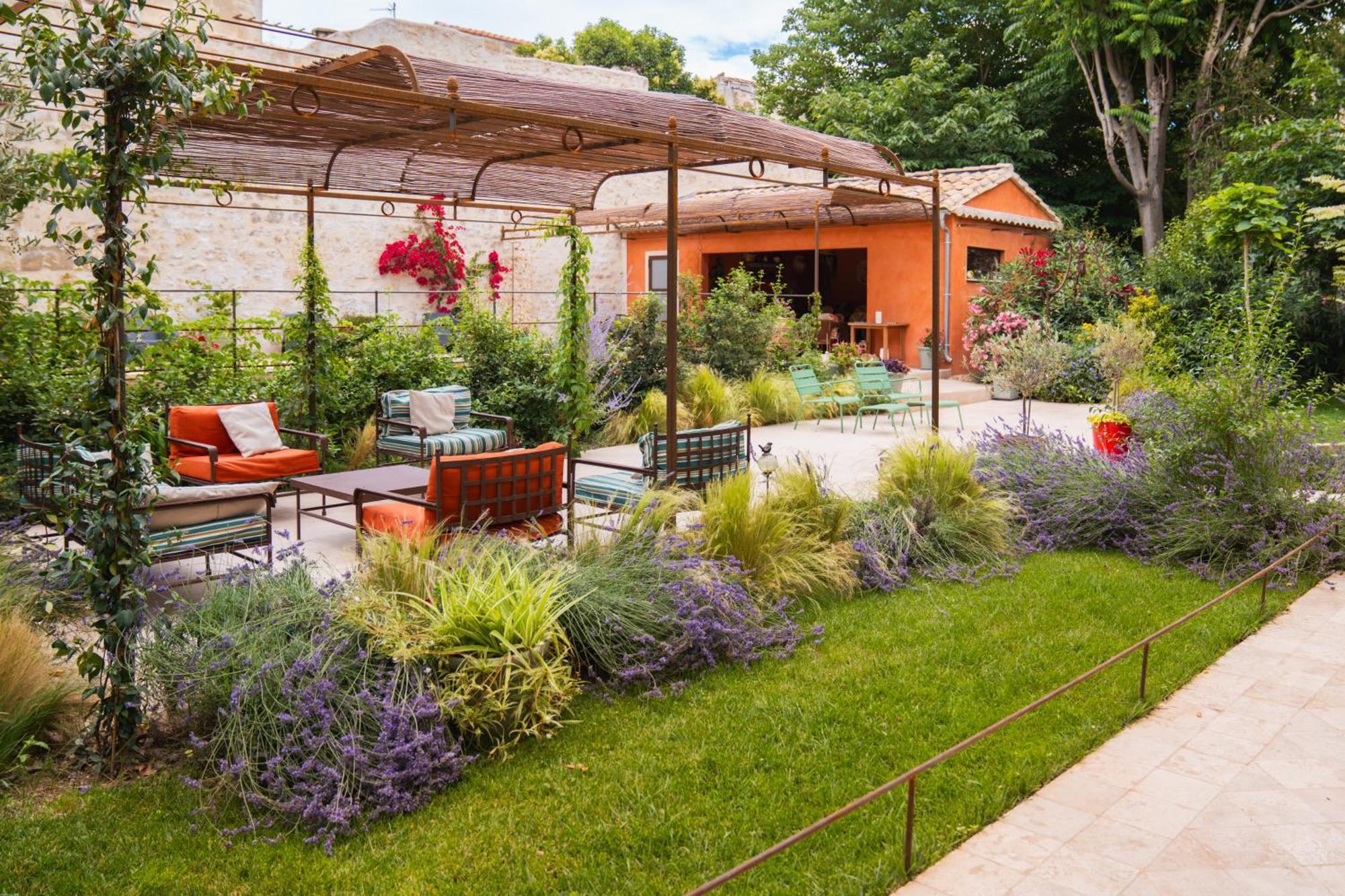 مبيت وإفطار تاراسكون Le Jardin Des Cordeliers المظهر الخارجي الصورة